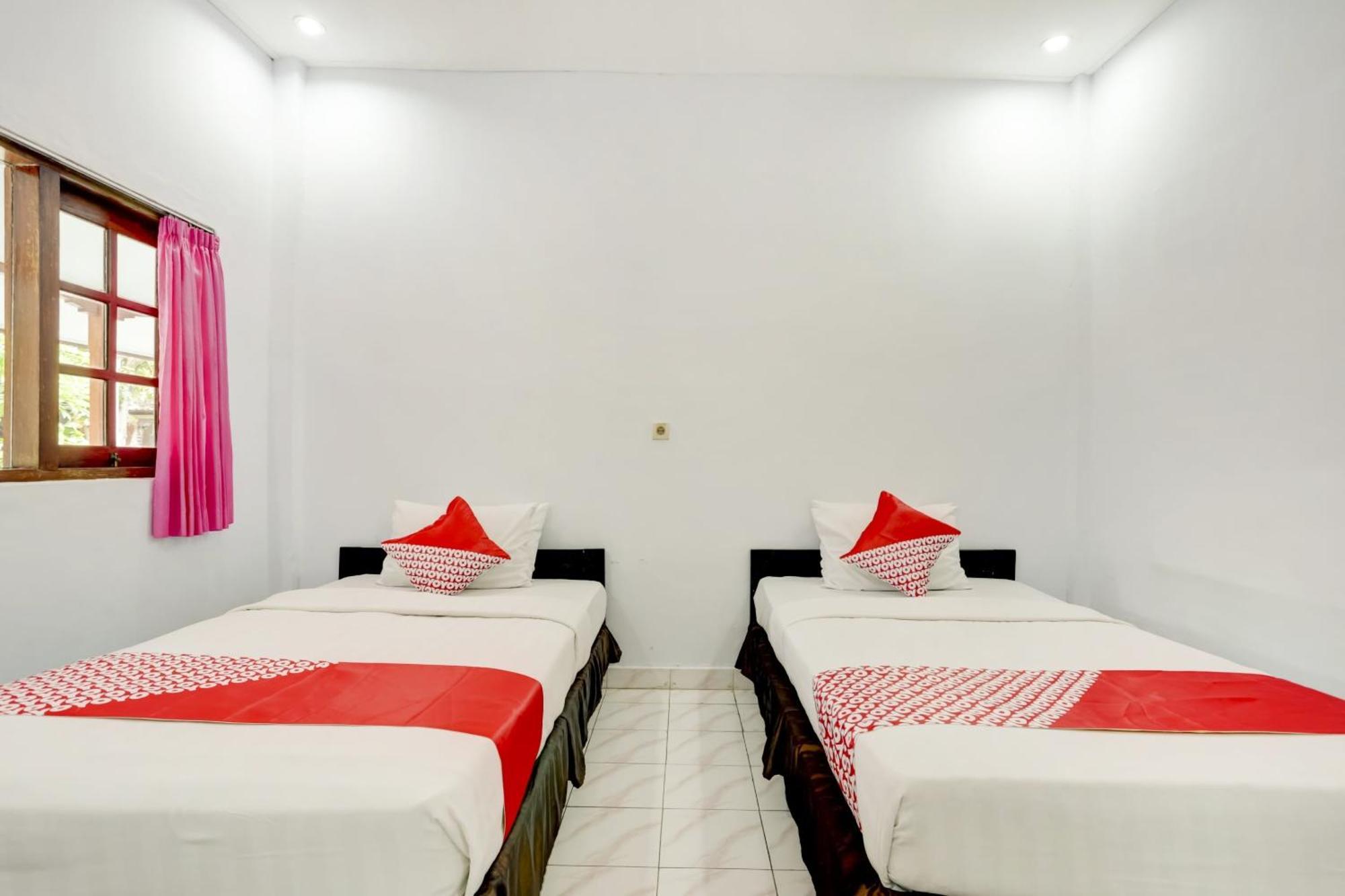 Super Oyo 3261 Hotel Ratu Denpasar Zewnętrze zdjęcie