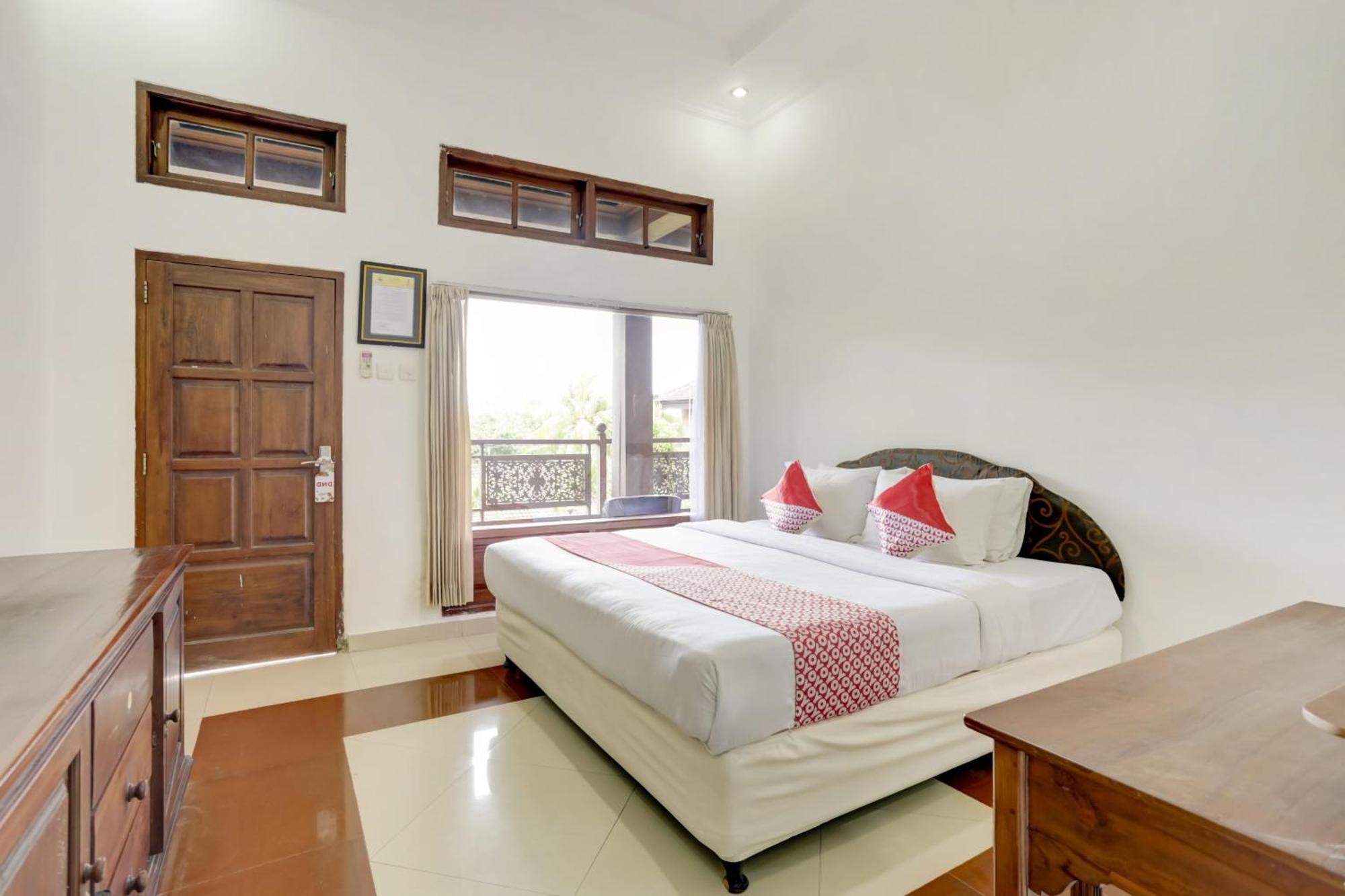 Super Oyo 3261 Hotel Ratu Denpasar Zewnętrze zdjęcie