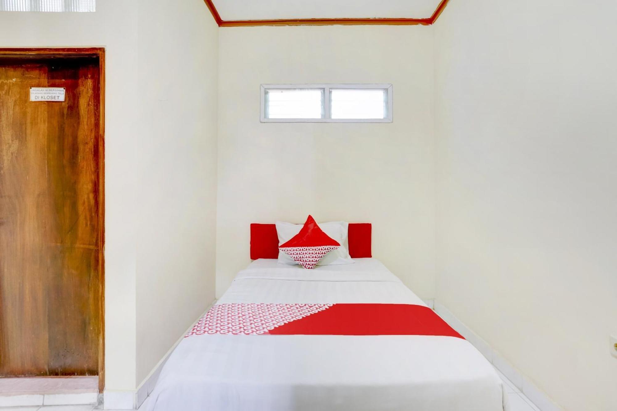 Super Oyo 3261 Hotel Ratu Denpasar Zewnętrze zdjęcie