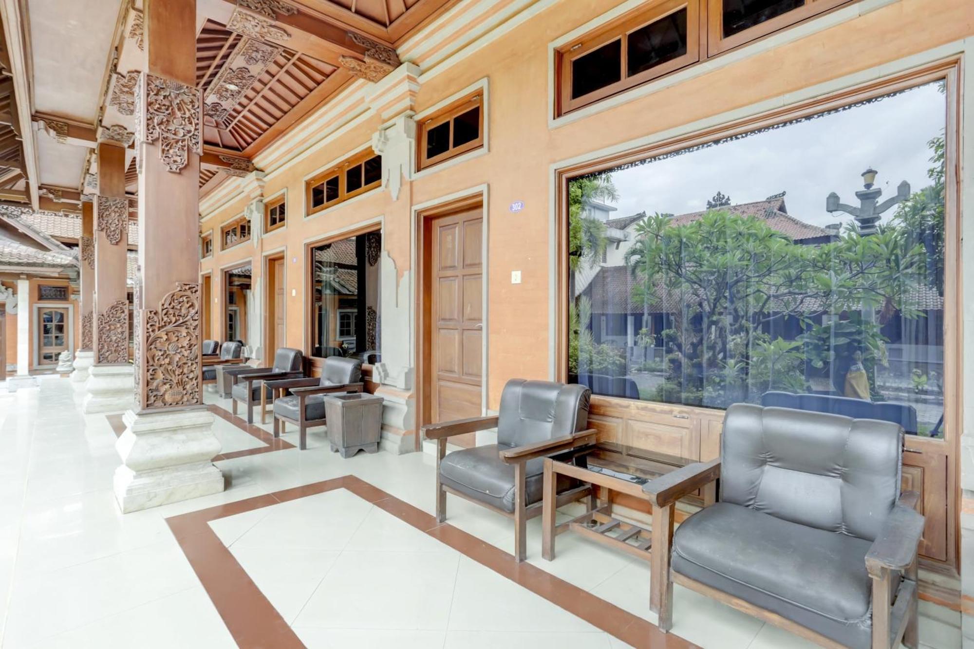 Super Oyo 3261 Hotel Ratu Denpasar Zewnętrze zdjęcie